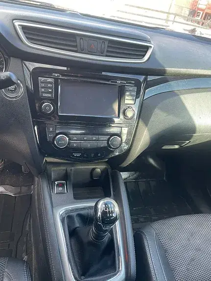 Nissan Qashqai 2015 photo 3