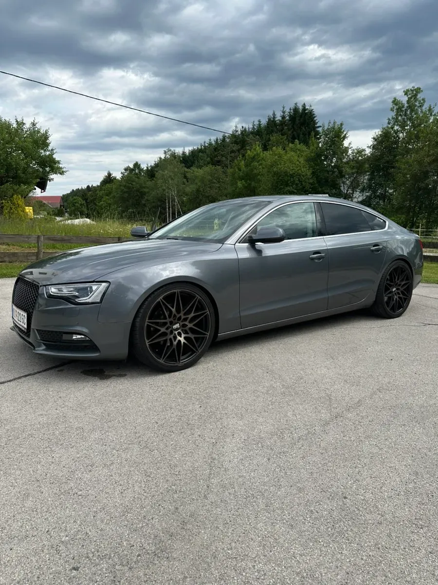Audi A5 2013 photo 2