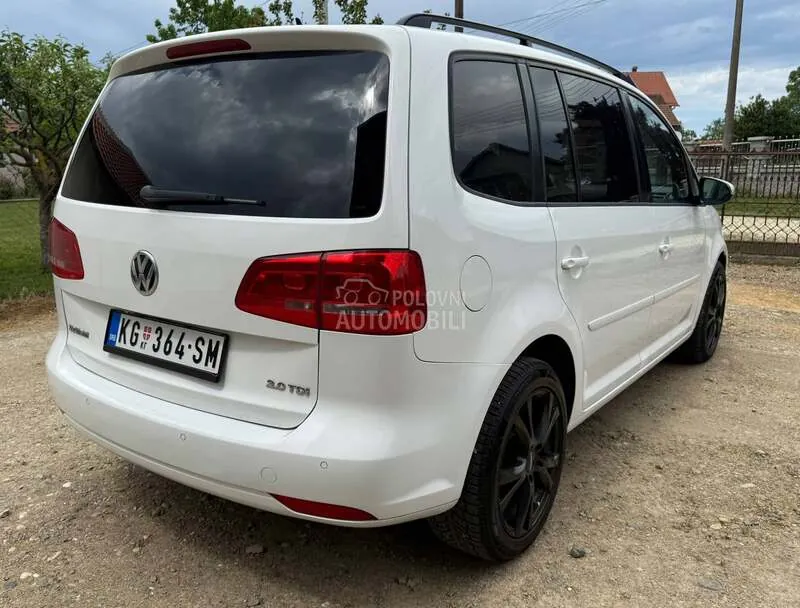 Volkswagen Touran 2010 photo 5