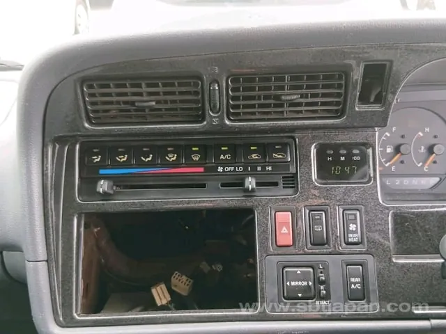 Toyota Hiace Van 2004 photo 5
