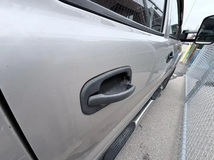 GMC Sierra 2500Hd 2007 photo 3