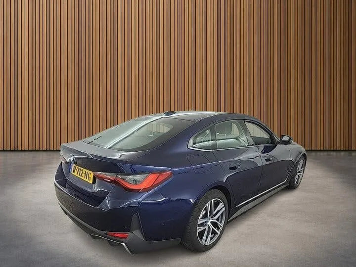 BMW I4 2022 photo 2