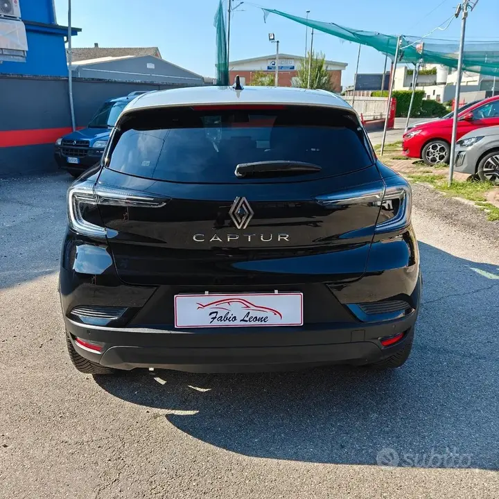 Renault Captur 2025 photo 5