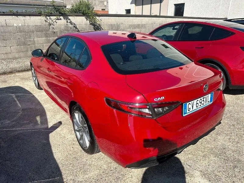 Alfa Romeo Giulia 2024 photo 5