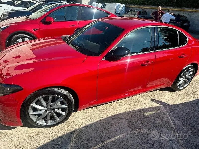 Alfa Romeo Giulia 2024 photo 4