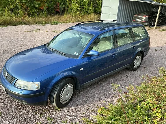 Volkswagen Passat 2000 photo 2