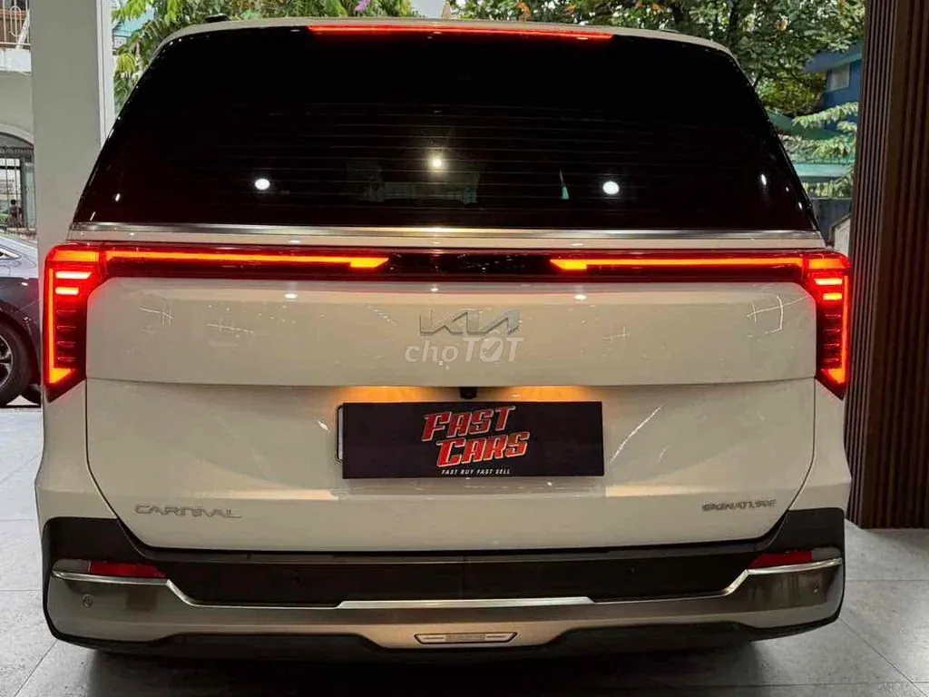 Kia Carnival 2024 photo 5