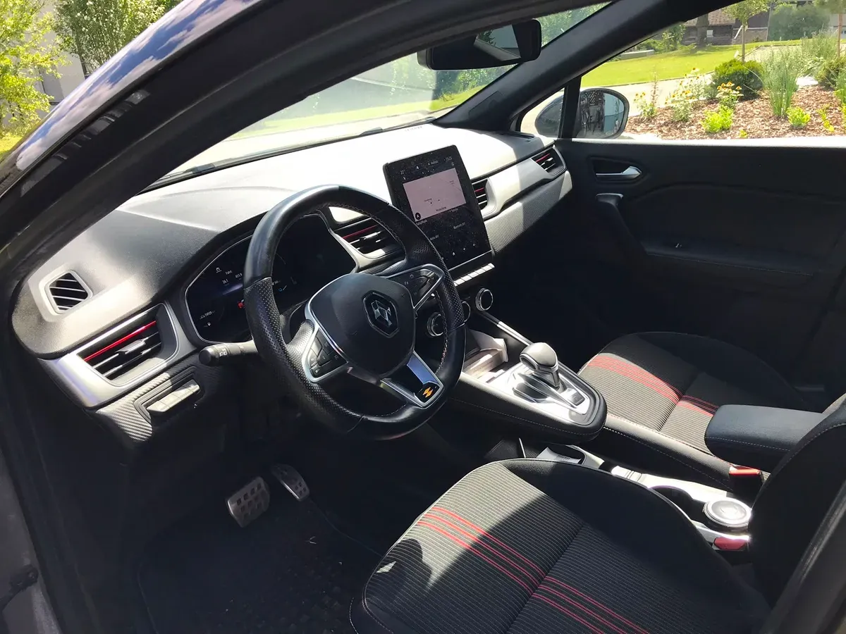 Renault Captur 2022 photo 2