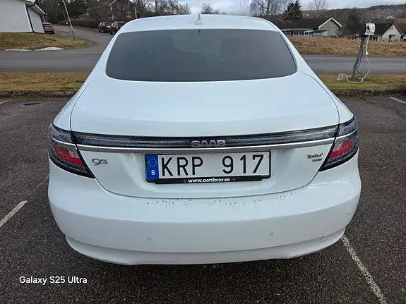 Saab 9-5 2010 photo 2