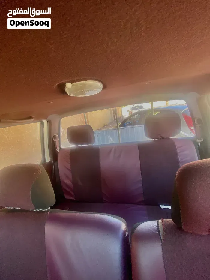 Nissan Np300 2013 photo 3