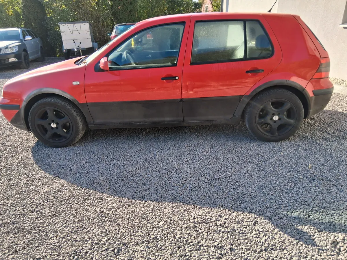 Volkswagen Golf 1999 photo 3