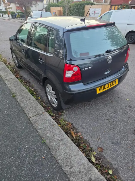 Volkswagen Polo 2003 photo 3