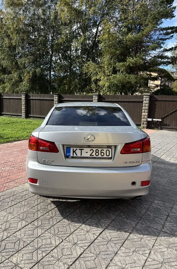 Lexus Is 2007 photo 4