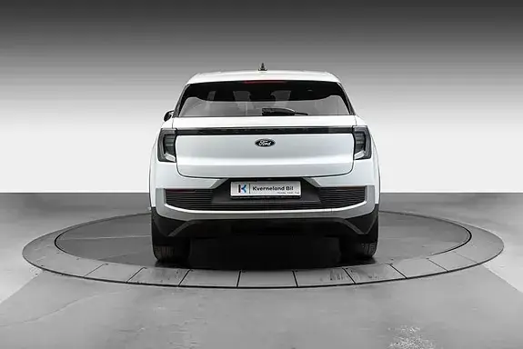 Ford Explorer 2026 photo 4
