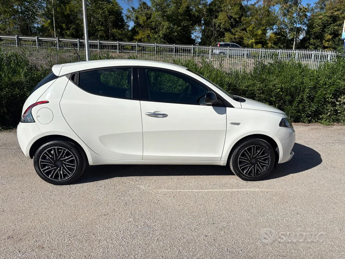 Lancia Ypsilon 2023 photo 4