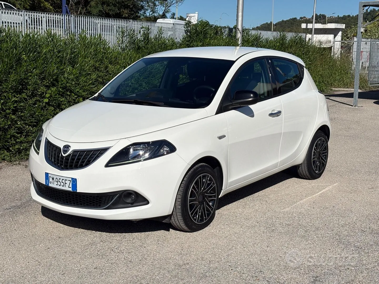 Lancia Ypsilon