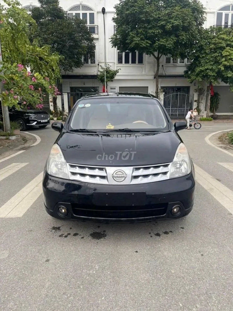 Nissan Grand Livina