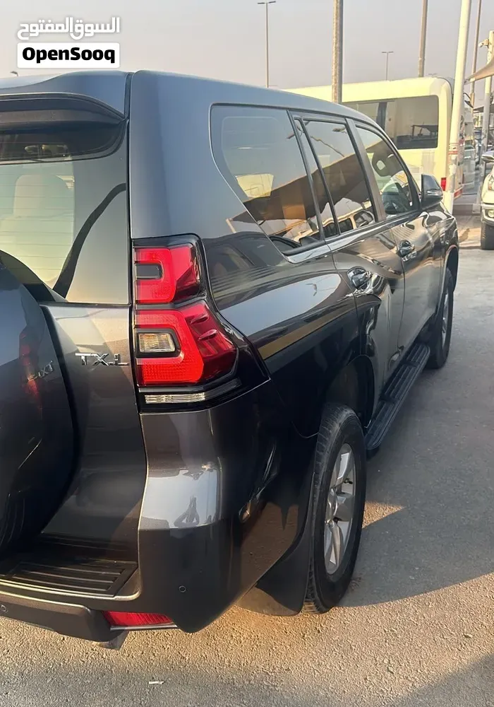 Toyota Prado 2022 photo 3