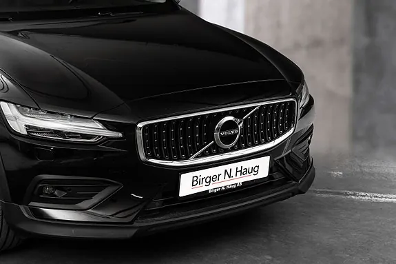 Volvo V60 Cross Country 2022 photo 2