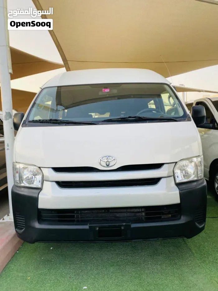 Toyota Hiace 2017 photo 4