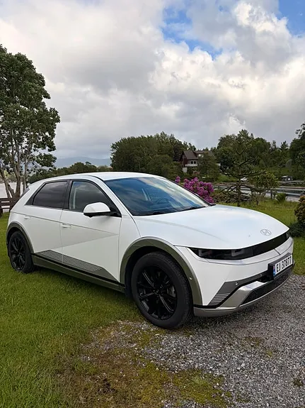 Hyundai Ioniq 5 2025 photo 2