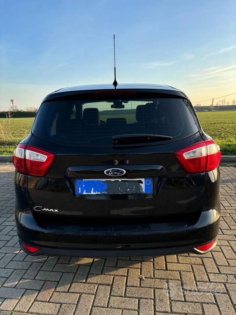Ford C-Max 2013 photo 2