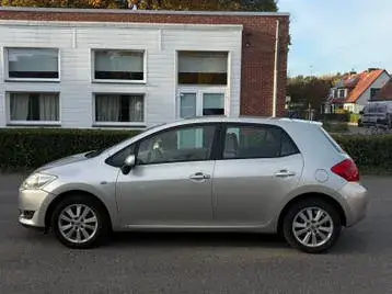 Toyota Auris 2008 photo 4