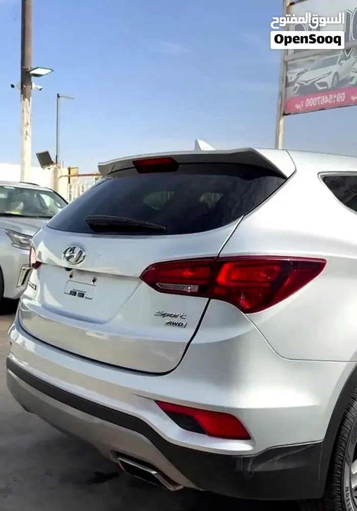 Hyundai Santa Fe 2017 photo 3