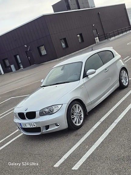 BMW 118D 2009 photo 3