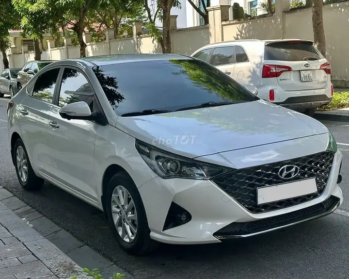 Hyundai Accent 2022 photo 3