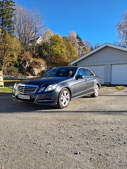 Mercedes-Benz E200 D