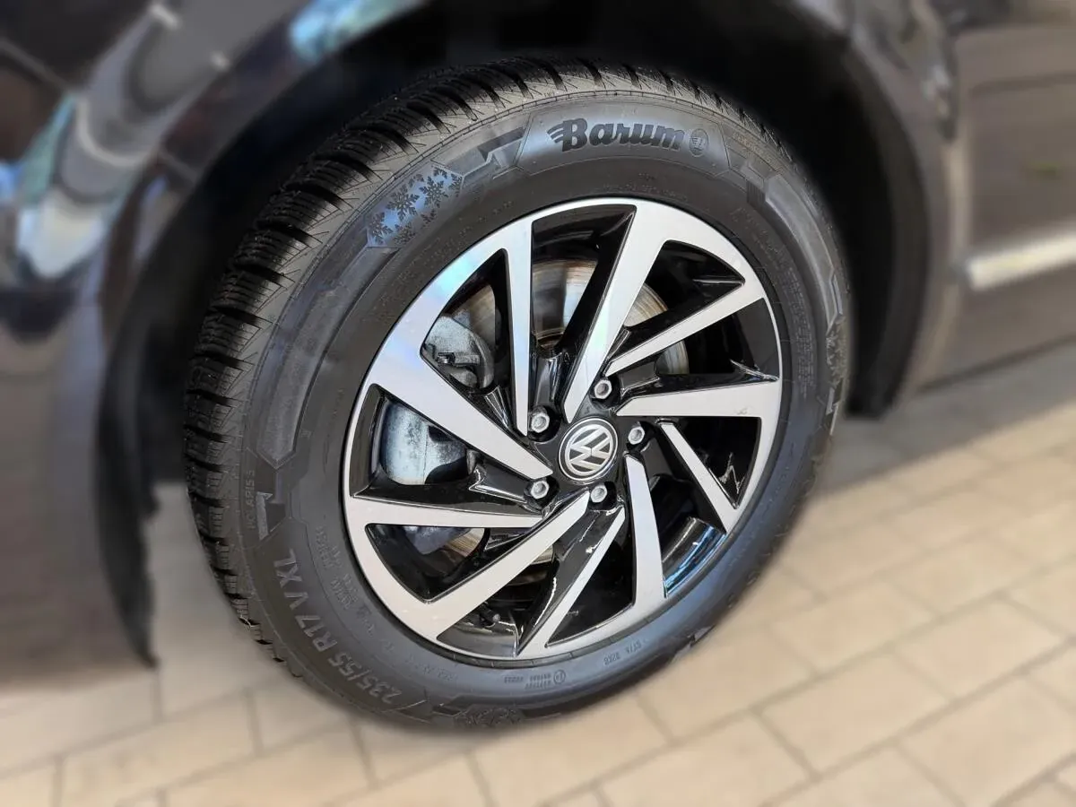 Volkswagen Multivan 2022 photo 3