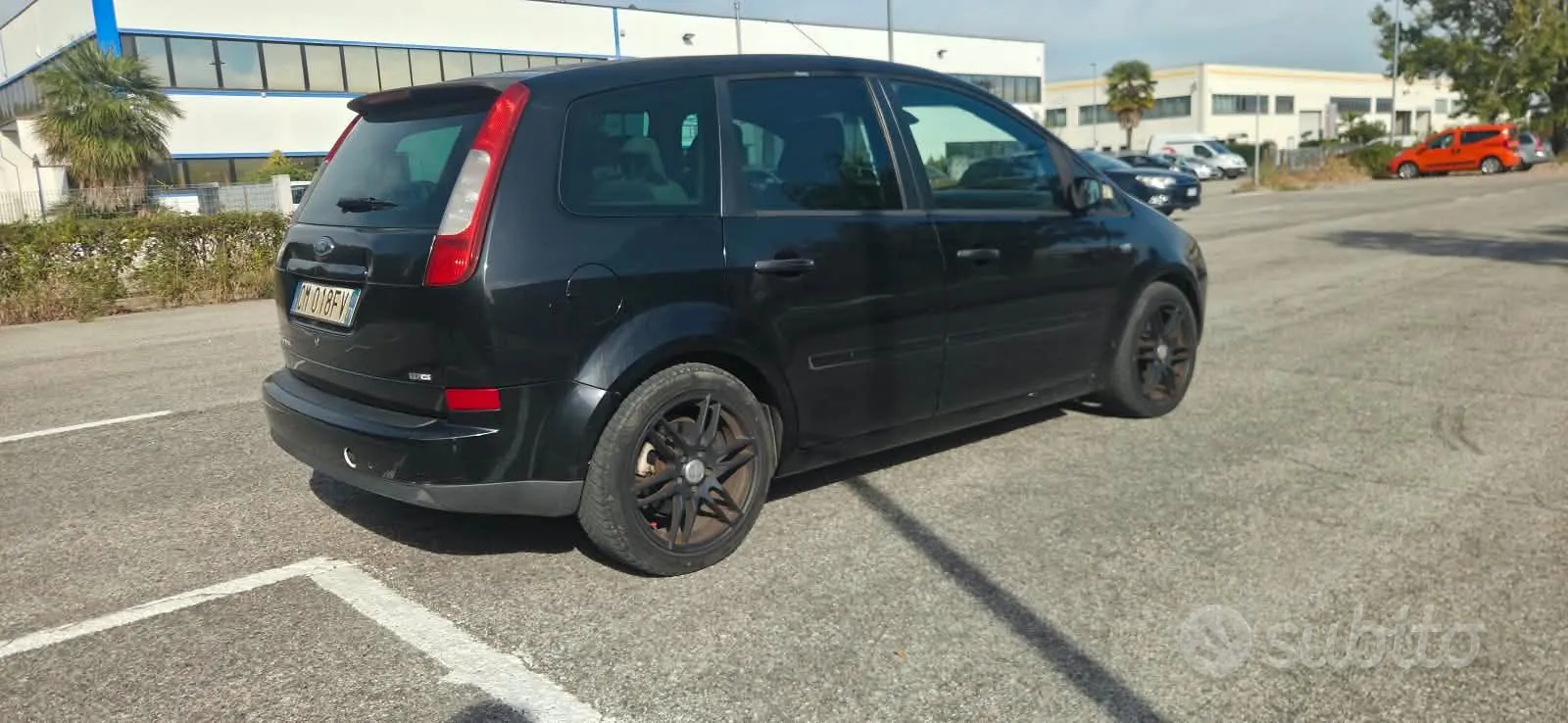 Ford C-Max 2004 photo 2