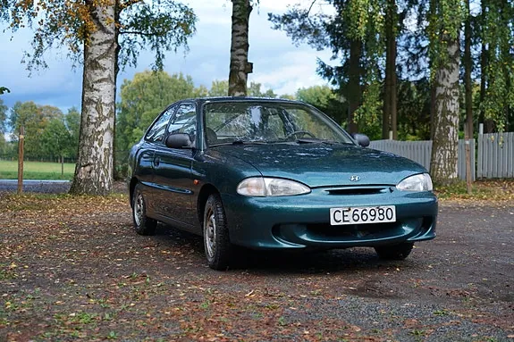 Hyundai Accent 1996 photo 5