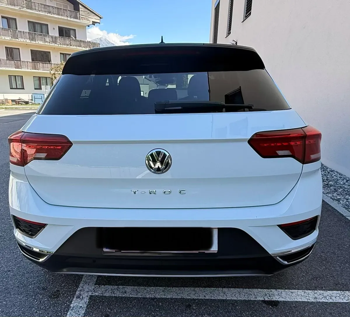 Volkswagen T-Roc 2019 photo 2