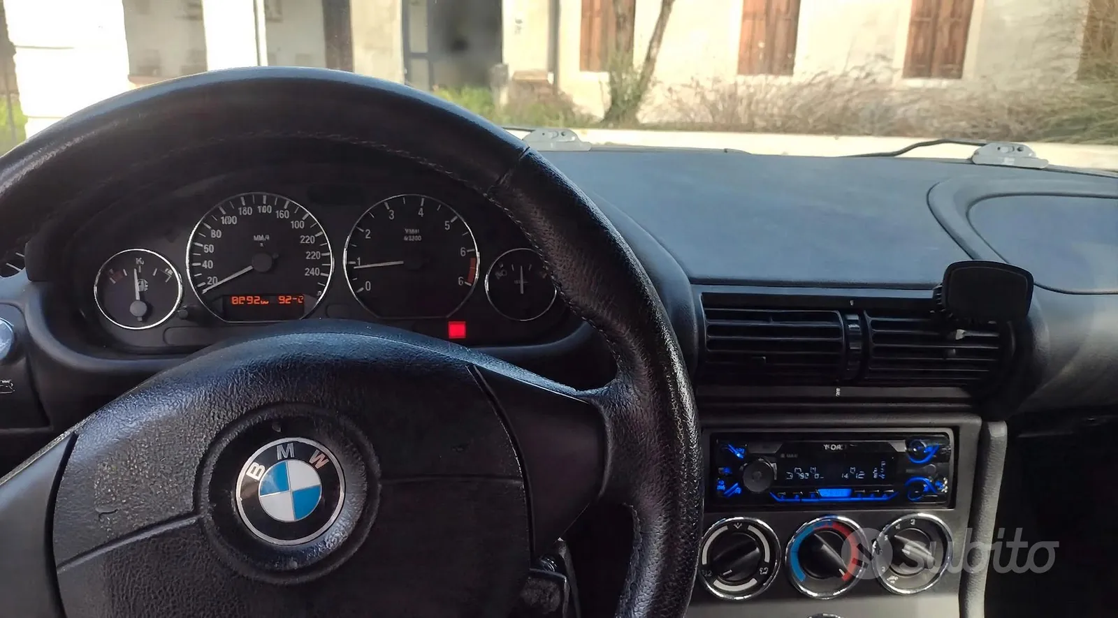 BMW Z3 2002 photo 2