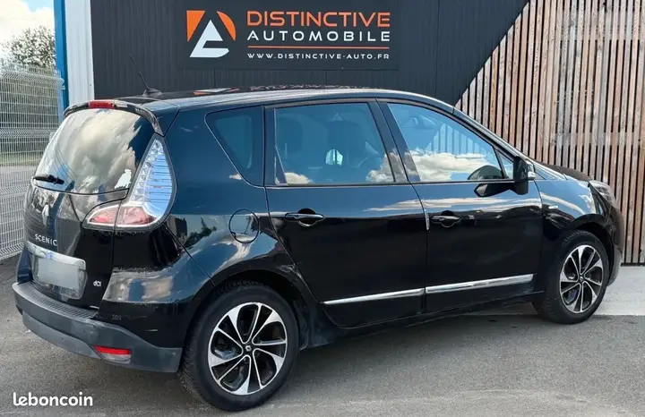 Renault Megane 2014 photo 2