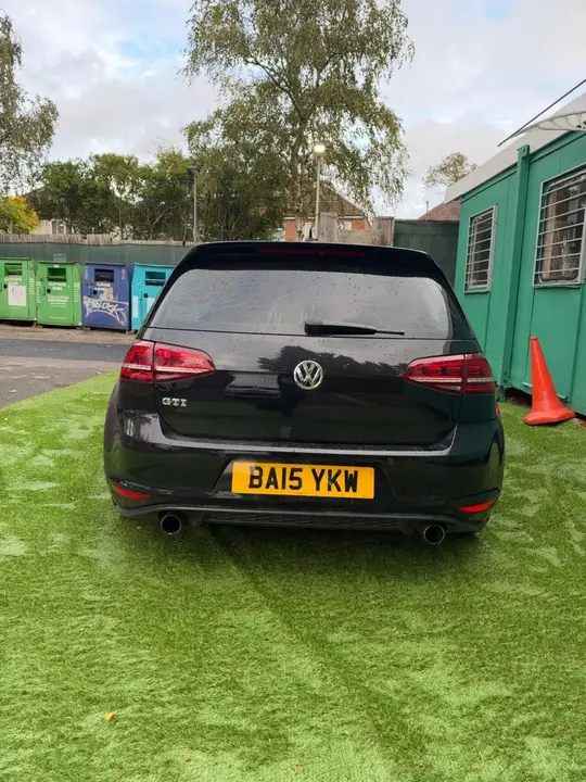Volkswagen Golf Gti 2015 photo 5