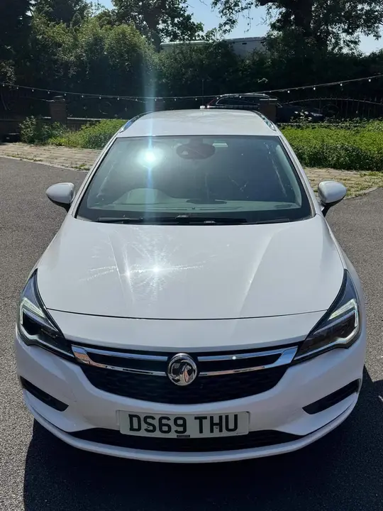 Vauxhall Astra 2019 photo 4