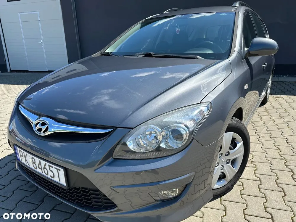 Hyundai I30 2010 photo 2