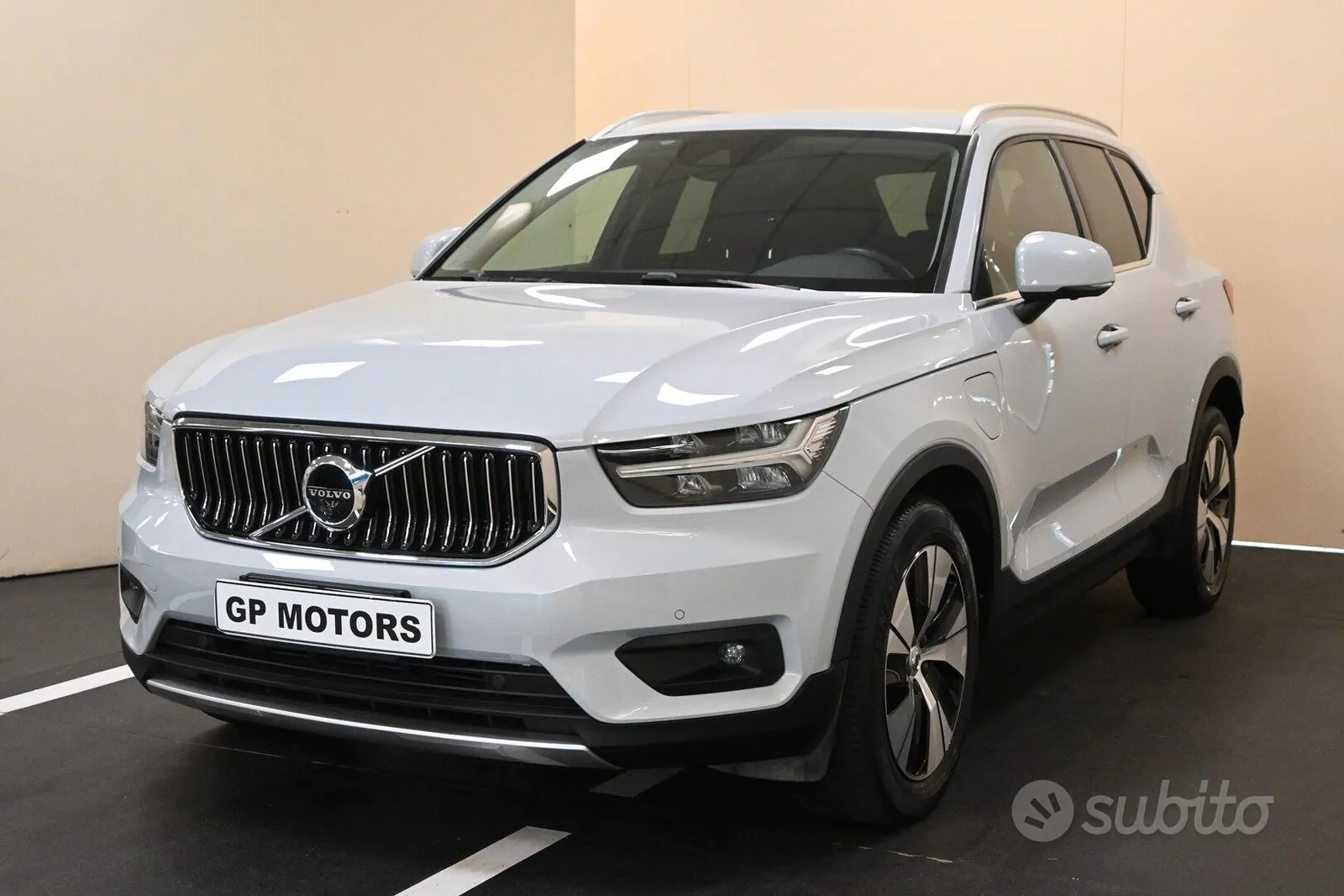 Volvo Xc40 2021 photo 2