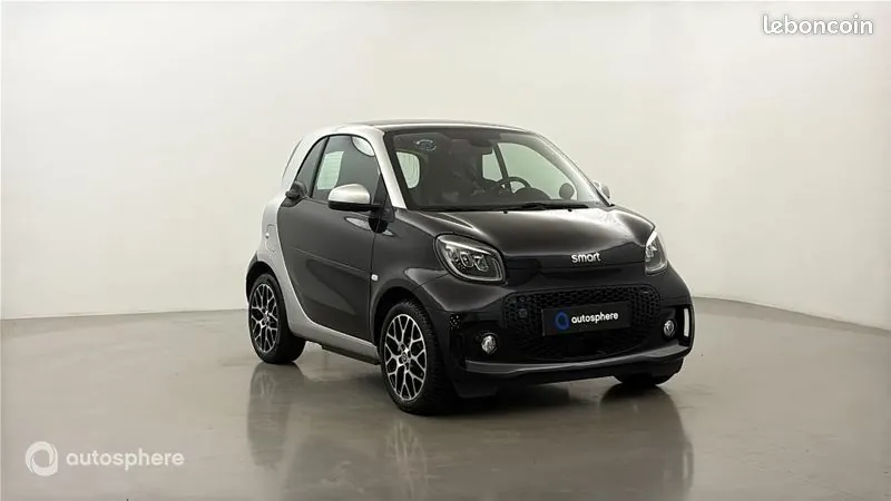 Smart Fortwo 2024 photo 3