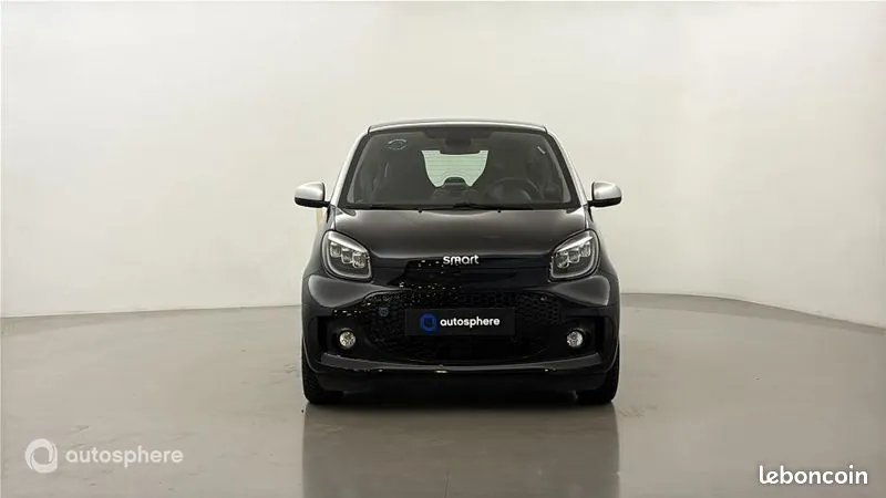 Smart Fortwo 2024 photo 2