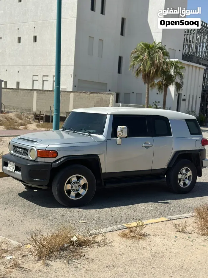 Toyota Fj 2008 photo 3