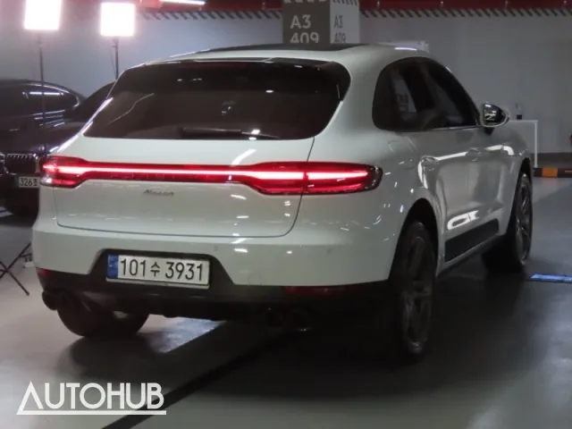 Porsche Macan 2021 photo 3