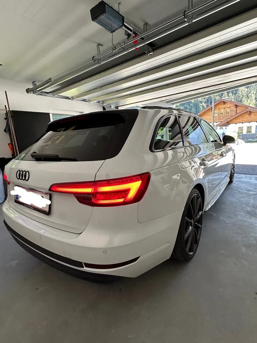 Audi A4 2016 photo 2