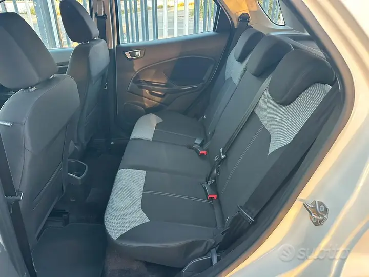 Ford Ecosport 2016 photo 4
