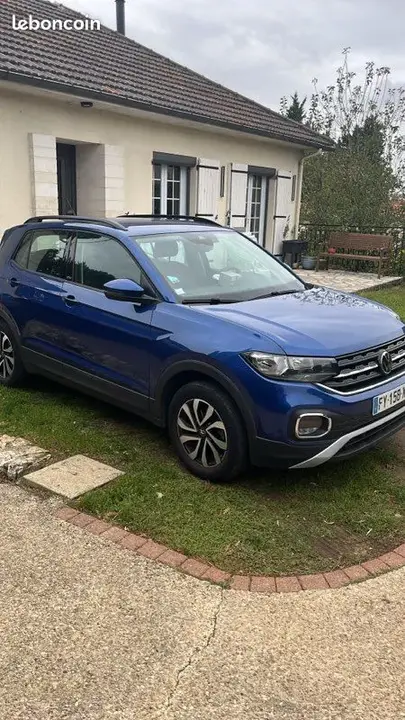 Volkswagen T-Cross 2021 photo 2