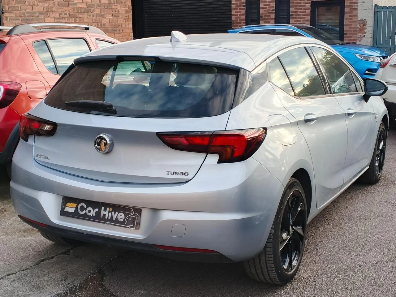 Vauxhall Astra 2018 photo 2