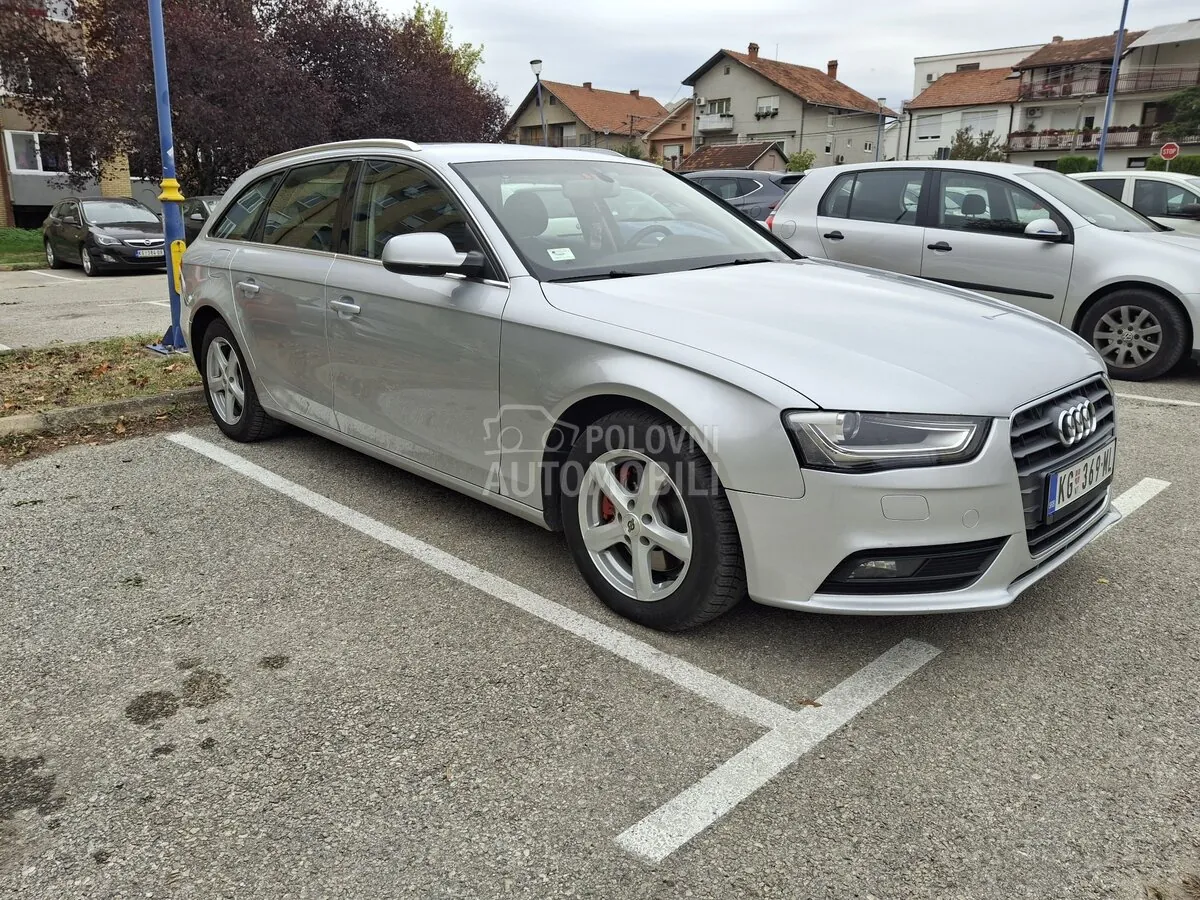Audi A4 2013 photo 2